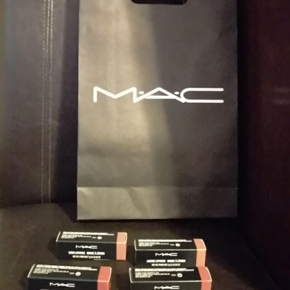 4 MAC lipsticks, full sized, neutrals